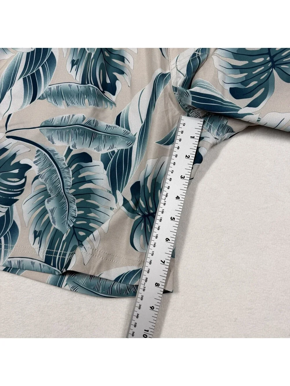 HURLEY Swim Trunks Surfer Board Shorts XL Palm Leaves Tree 8” Inseam NWT